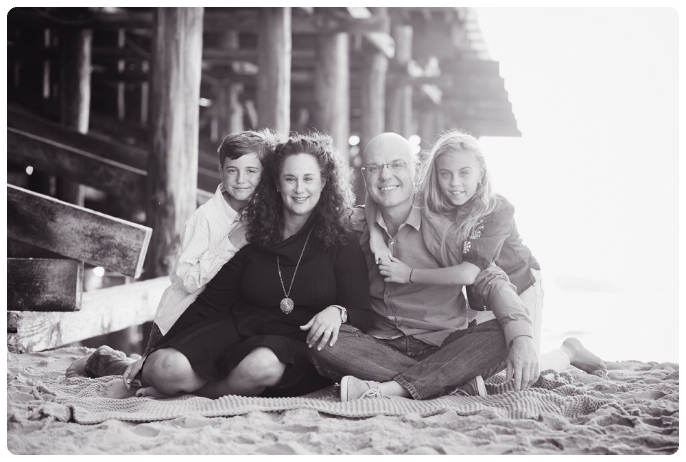 Crystal Pier San Diego Beach Photographer holiday mini sessions,san diego family photographer wedding photography baby senior pictures,